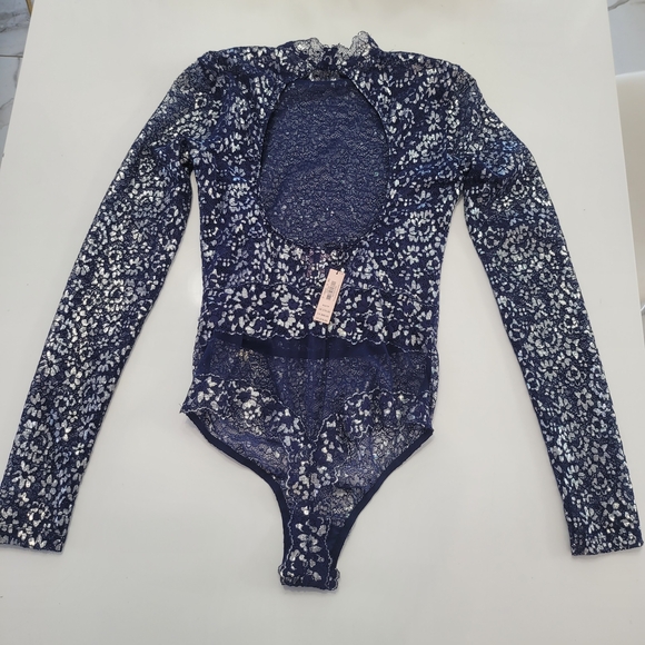 Victoria's Secret Navy Blue Lace and Silver Metalic Bodysuit Size Xs New - Picture 8 of 16